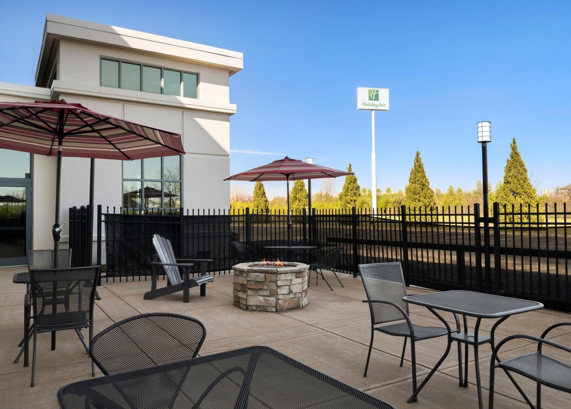 Holiday Inn - Cincinnati - Liberty Way By Ihg West Chester Extérieur photo